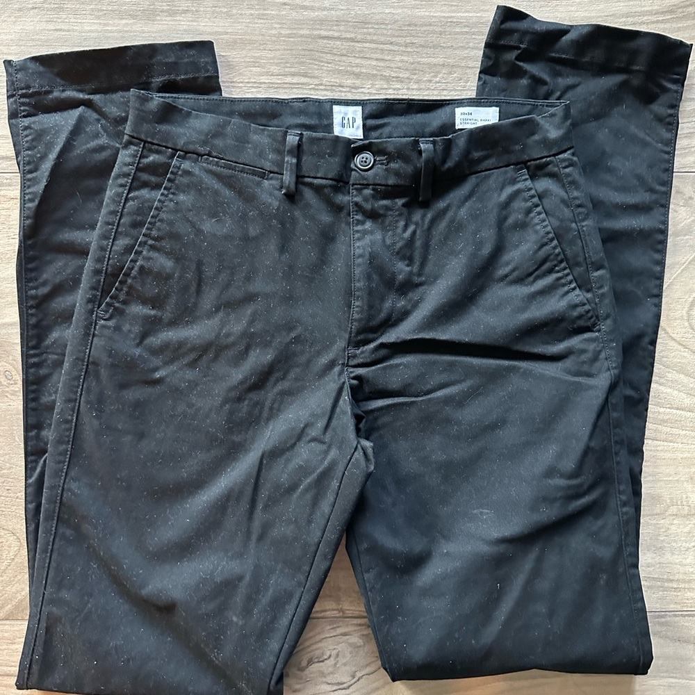 GAP Men's Black Pants 30x32. Perfect condition
